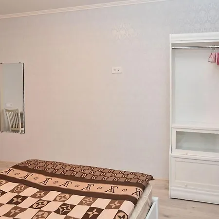 Cozy And Bright Apartmant In Downtown * Odessa